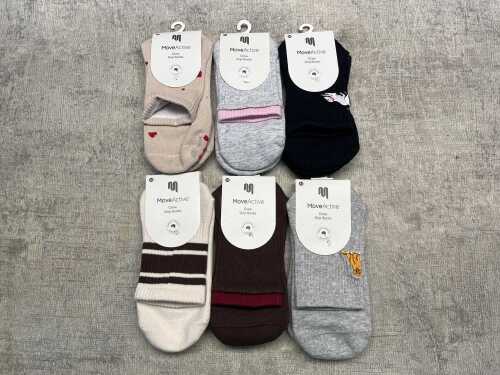 Group of Move Active socks size M. RRP $22.95 each