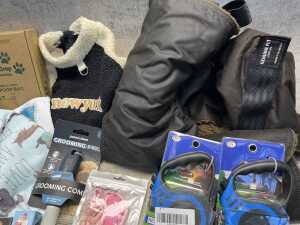Group of dog products - 3