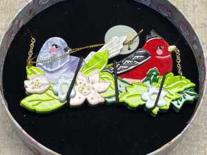 Two Fairy Tales Erstwilder brooches and a Fleur Harris necklace Total RRP $267 - 3