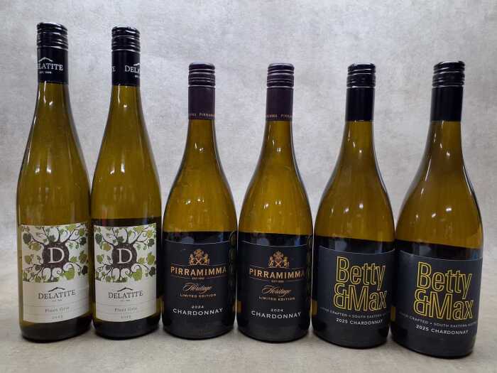 Mixed of white wines, six bottles