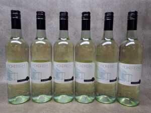Pickers Hut NV Moscato, six bottles