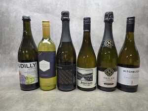 Mixed white and sparkling wine, six bottles