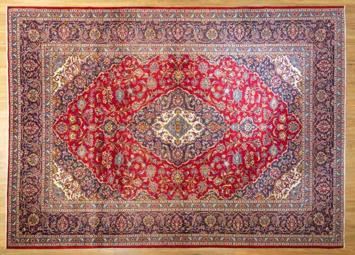 Persian Kashan handmade wool rug - 340 x 245cm