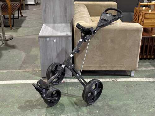 Three-wheel folding golf buggy