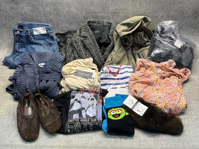 Group of Women's clothing size M