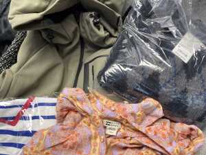 Group of Women's clothing size M - 3