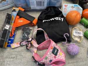 Group of dog products - 4