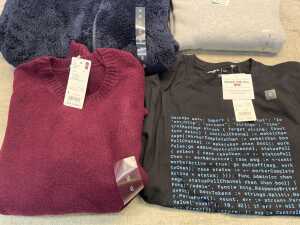 Group of Uniqlo Women's clothing size S - 3