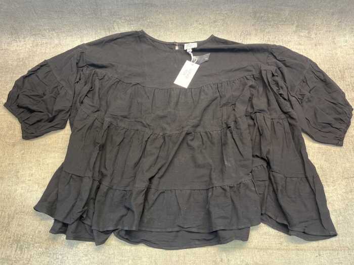 Lunar Fox top size 16