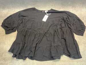 Lunar Fox top size 16