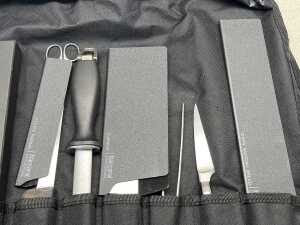 Group of kitchen knives & knife bag - 2
