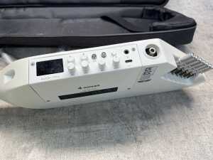 Donner Hush I Pro guitar - 4