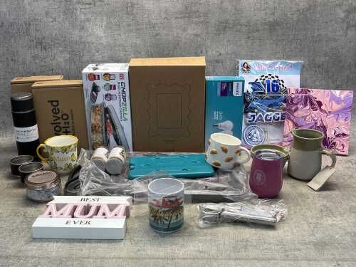 Group of homewares