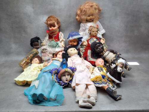 Plastic collector dolls
