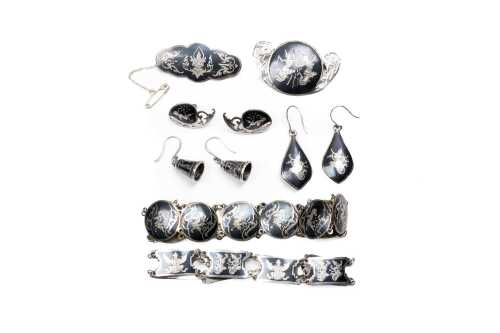 Collection of Siamese sterling silver jewellery