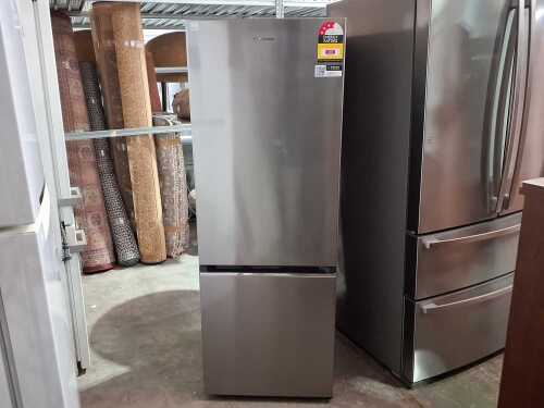 Westinghouse 317L bottom mount fridge freezer