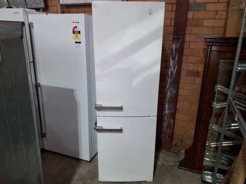 Miele 315L bottom mount fridge freezer