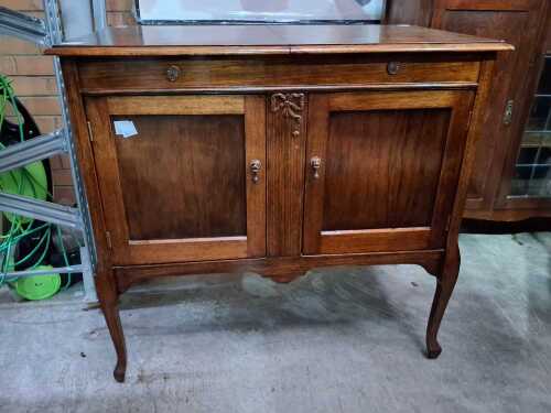 Masterpiece console gramophone