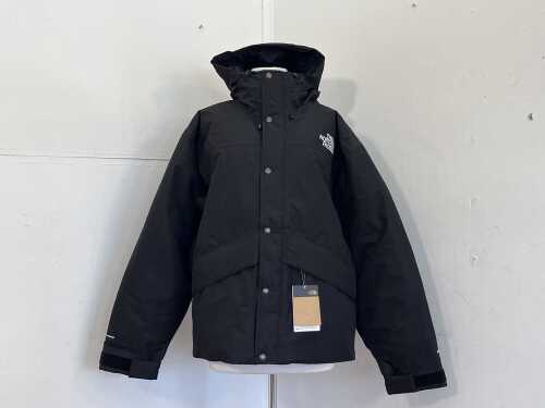 The North Face Men's Down Jacket in black, size M