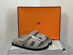Designer style sandals in grey, size EU 38
