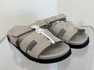 Designer style sandals in grey, size EU 38 - 3