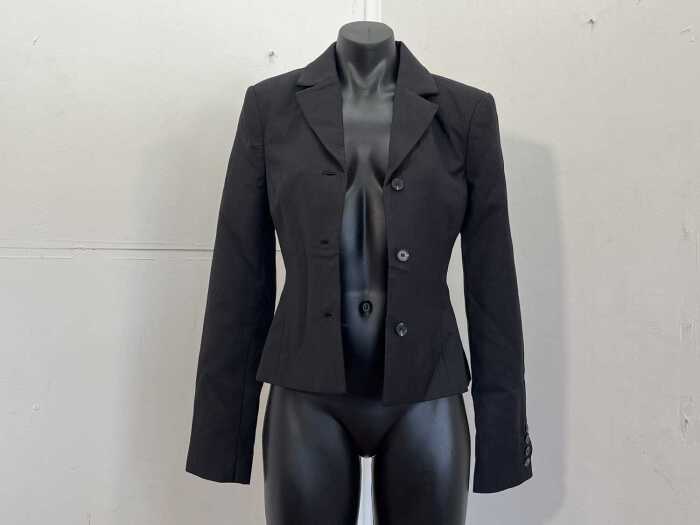 Henne Zira Blazer in Black with Blue Pinstripe, size 6
