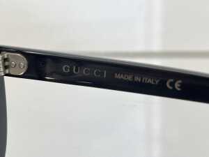 Designer style sunglasses in black - 4