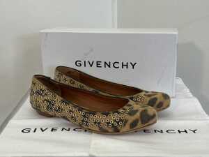 Designer style flats in Leopard, size EU 36