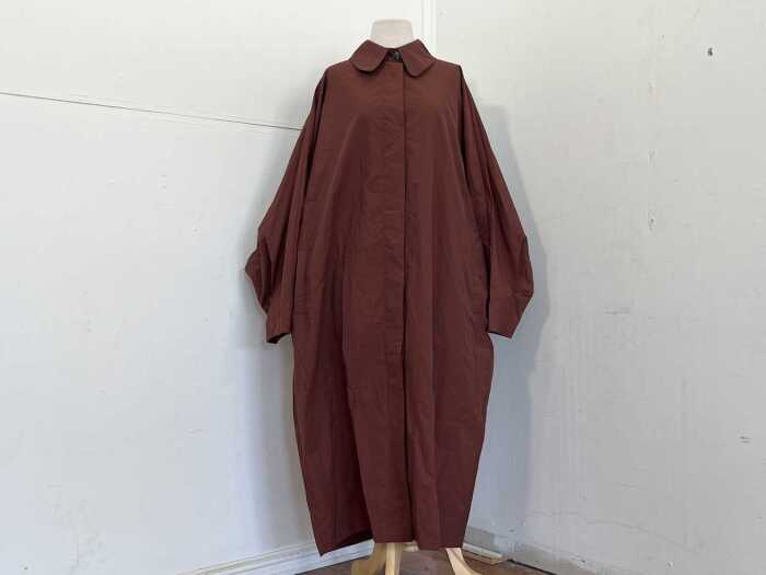 Cordera Batwing Trench in Sienna, one size