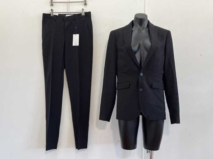 yd. Goodfella Skinny Suit Jacket size 36 & Dress Pant size 30, in black