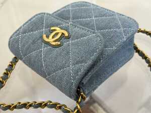 Designer style crossbody bag in blue and gold - 5