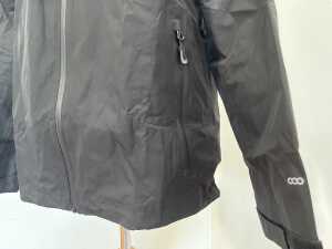 33,000ft Packable Rain Jacket in black, size M - 3