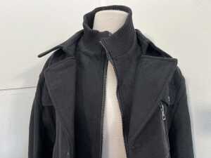 Wool coat in black, size XL - 2