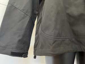 Designer style Hooded Jacket in Black. size 2XL - 4