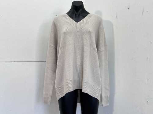 Assembly Label Alora Cashmere V Neck Knit in Tapioca, size 8