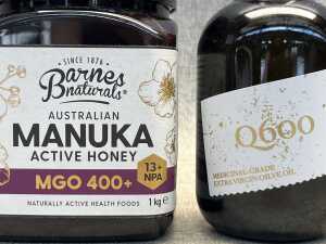 Barnes Naturals Manuka Honey & Quartz Hill Q600 Medicinal-Grad Olive Oil - 2