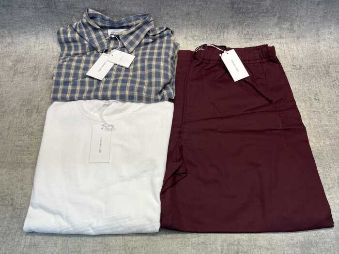 Group of Assembly Label clothing size XL