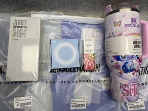 Group of Women's fitness clothing & accessories size M - 4