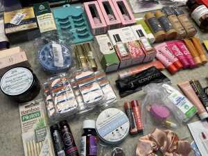 Group of beauty products - 4