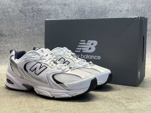 New Balance 530 size US 7.5 Men's
