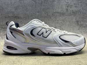 New Balance 530 size US 7.5 Men's - 2