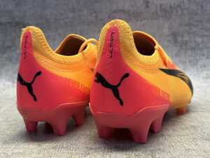 Puma Ultra Ultimate FG/AG size US 7.5 Men's - 4