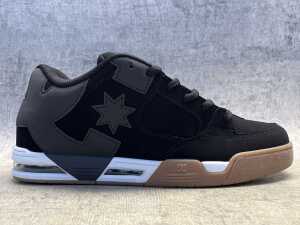 DC Command size US 11 Men's - 2