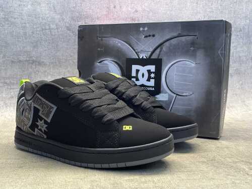 DC Court Graffik size US 10 Men's