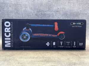 Micro Mini Micro Deluxe Foldable scooter