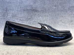 Homyped Diaz Loafer size 8 - 2