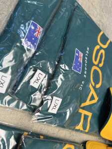 Group of Oscar Piastri clothing size L/XL - 2