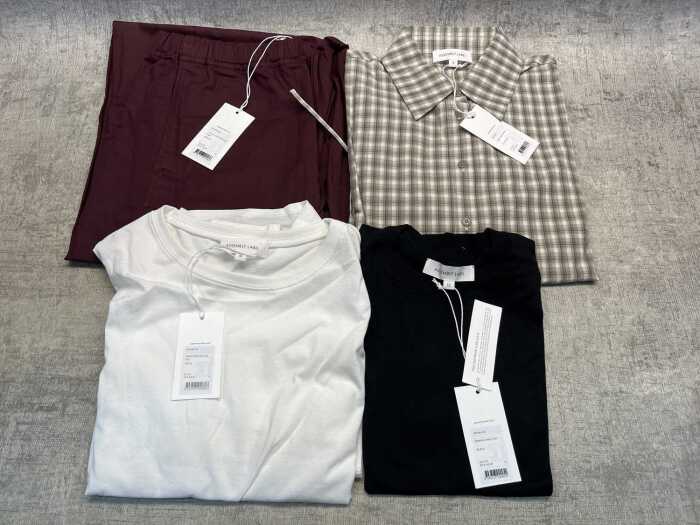 Group of Assembly Label clothing size M