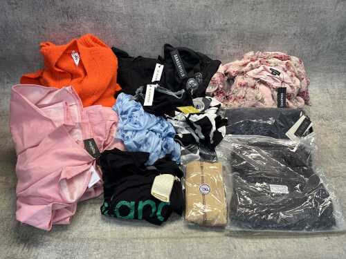 Group of Women's clothing size XXL+