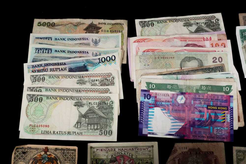 Group of assorted foreign bank notes